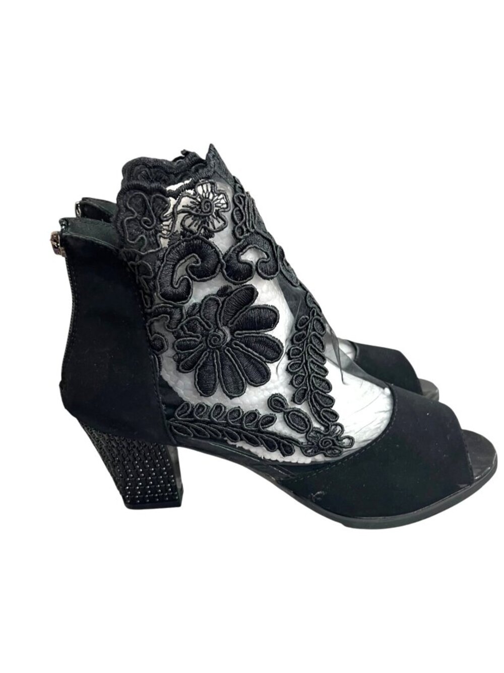Black Embroidered Mesh Peep Toe Heels With Textured Block Heel Women’s Size 42